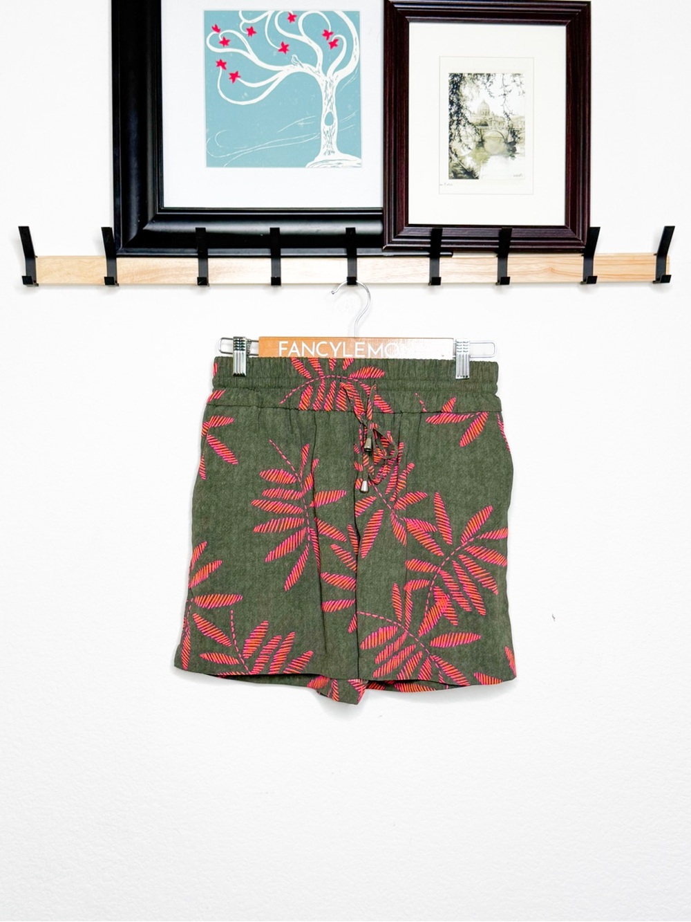 A New Day Green Tropical Leaf Drawstring Shorts Size S
